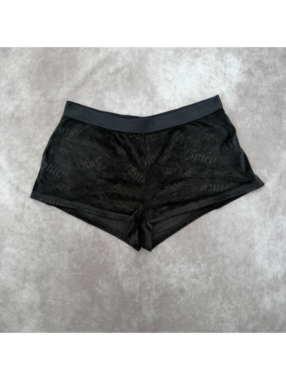 Juicy Couture Black Velour Embossed Logo Sleepwear Shorts Size L Y2K